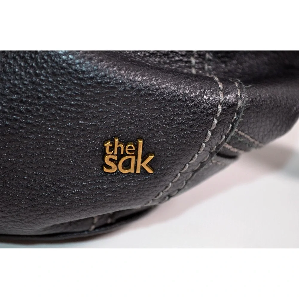 The Sak Black Pebbled Leather Hobo Shoulder Bag Zip Double Handle‎ 3 Section